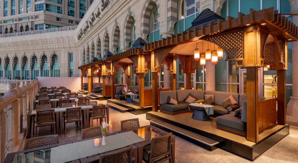 A Night in Makkah: Best Things to Do After Sunset